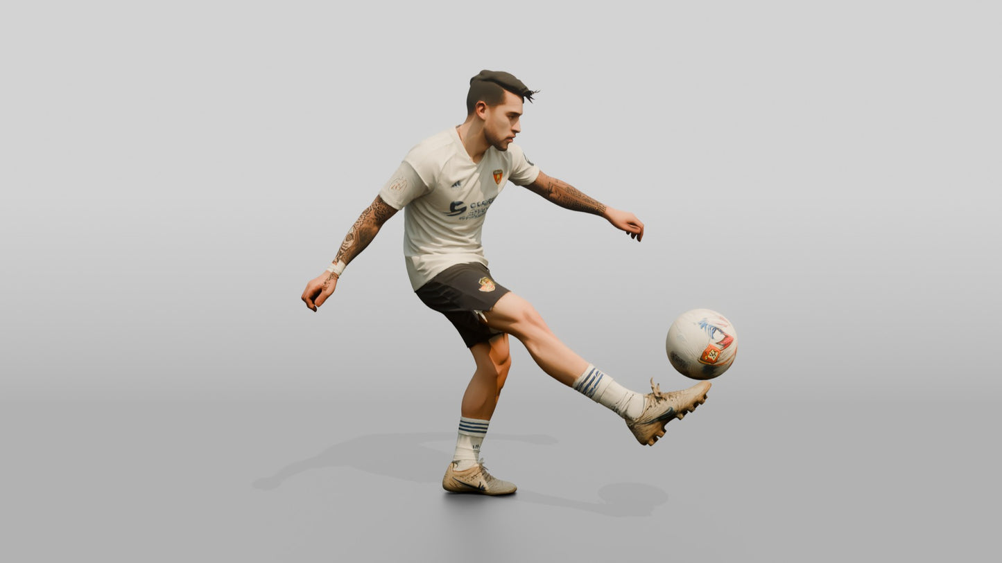 Soccer Player Trivela Pass