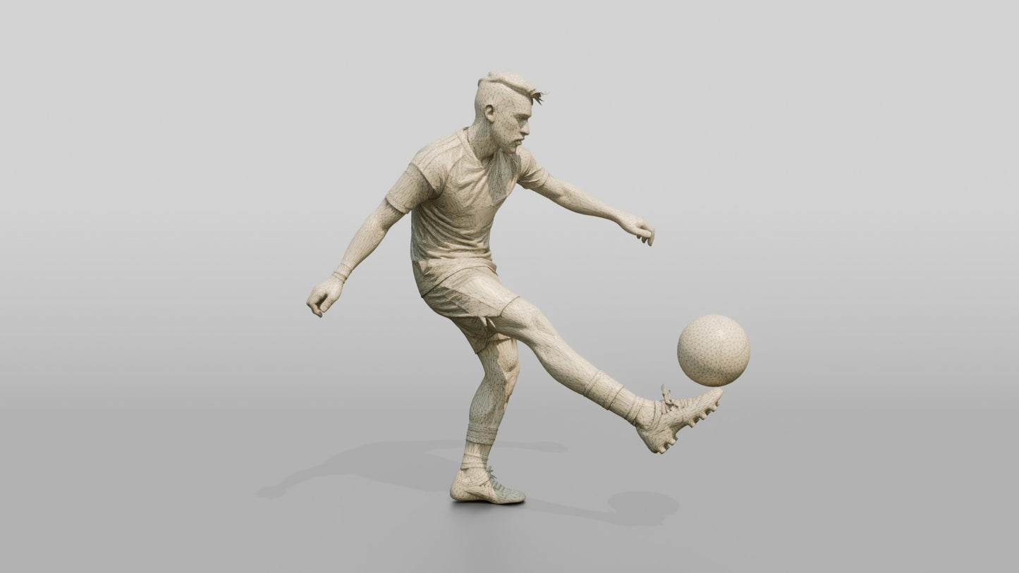 Soccer Player Trivela Pass