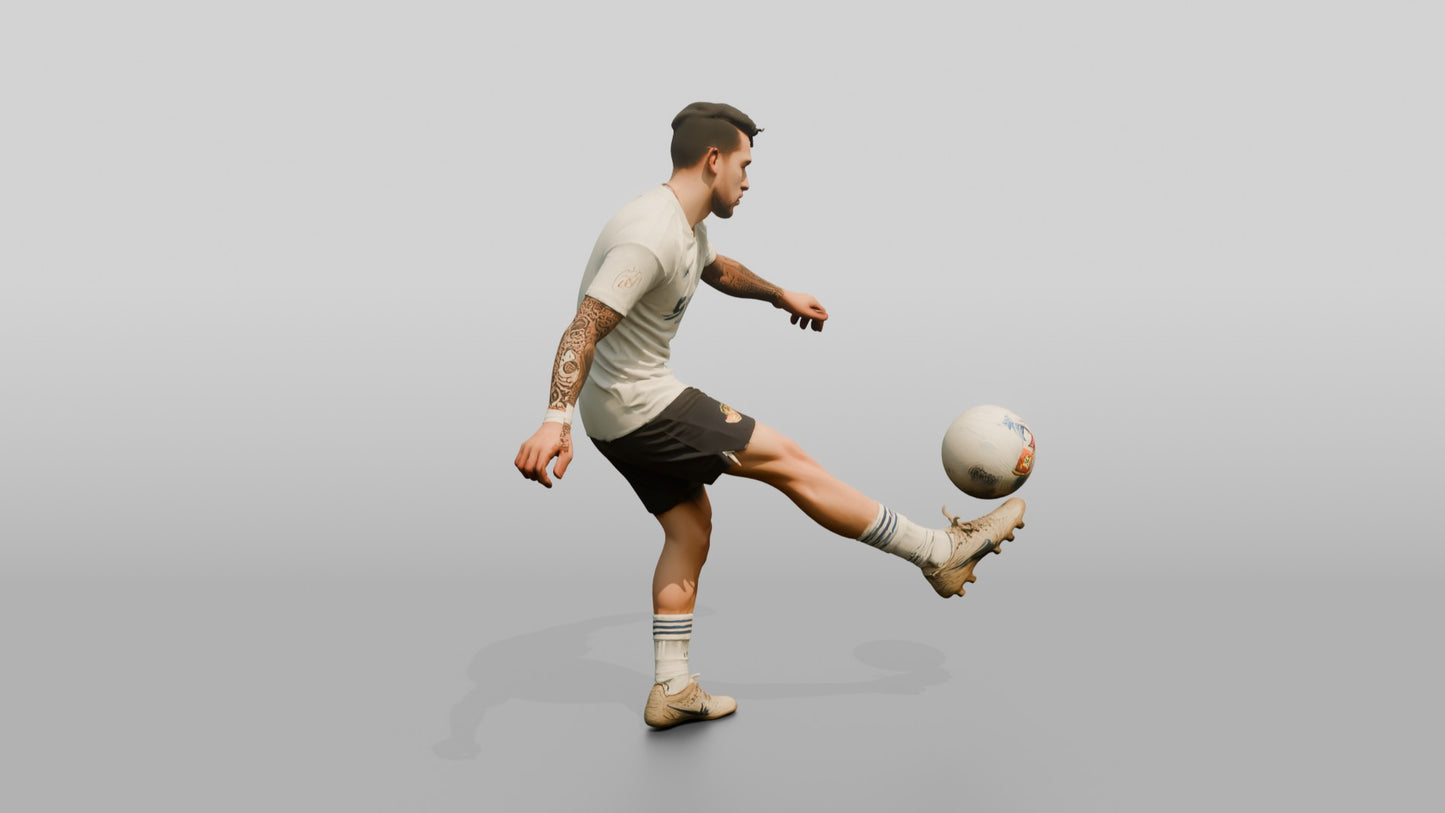 Soccer Player Trivela Pass